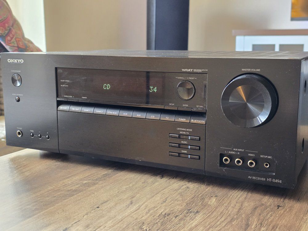7.2 Onkyo HT-R494 Receiver