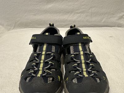 Merrell Youth Size 1 Navy/gray Hiking Sandals