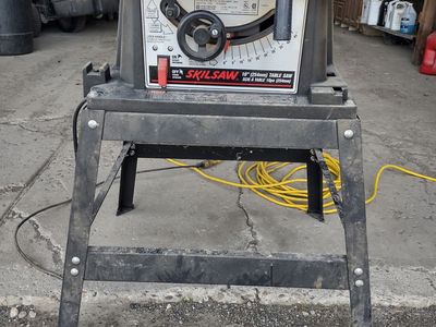 Skill table saw