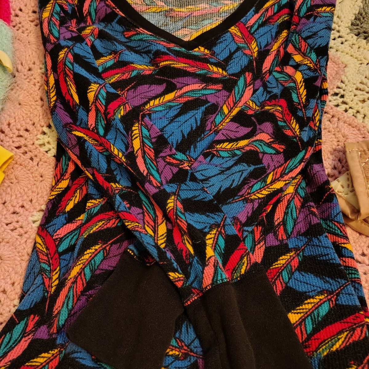 medium colorful shirt long sleeve