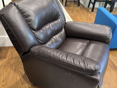 Kids reclining chair