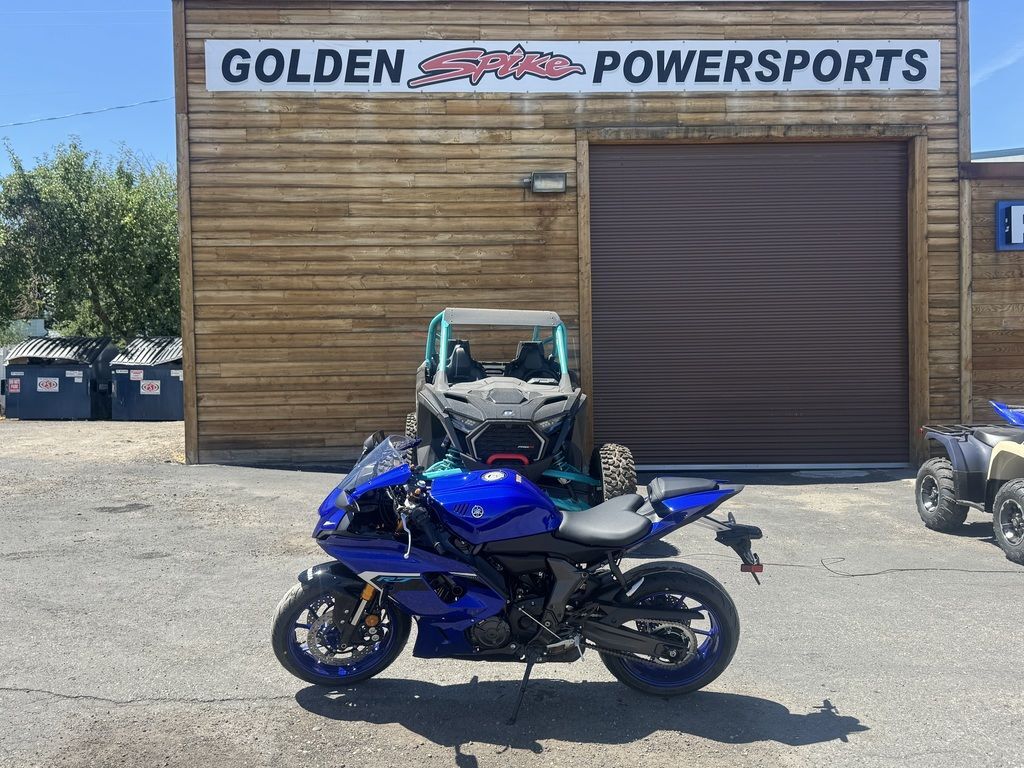 2025 Yamaha YZF-R7