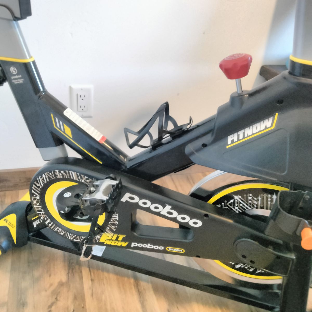 Pooboo FitNow Indoor Exercise Stationary Bike