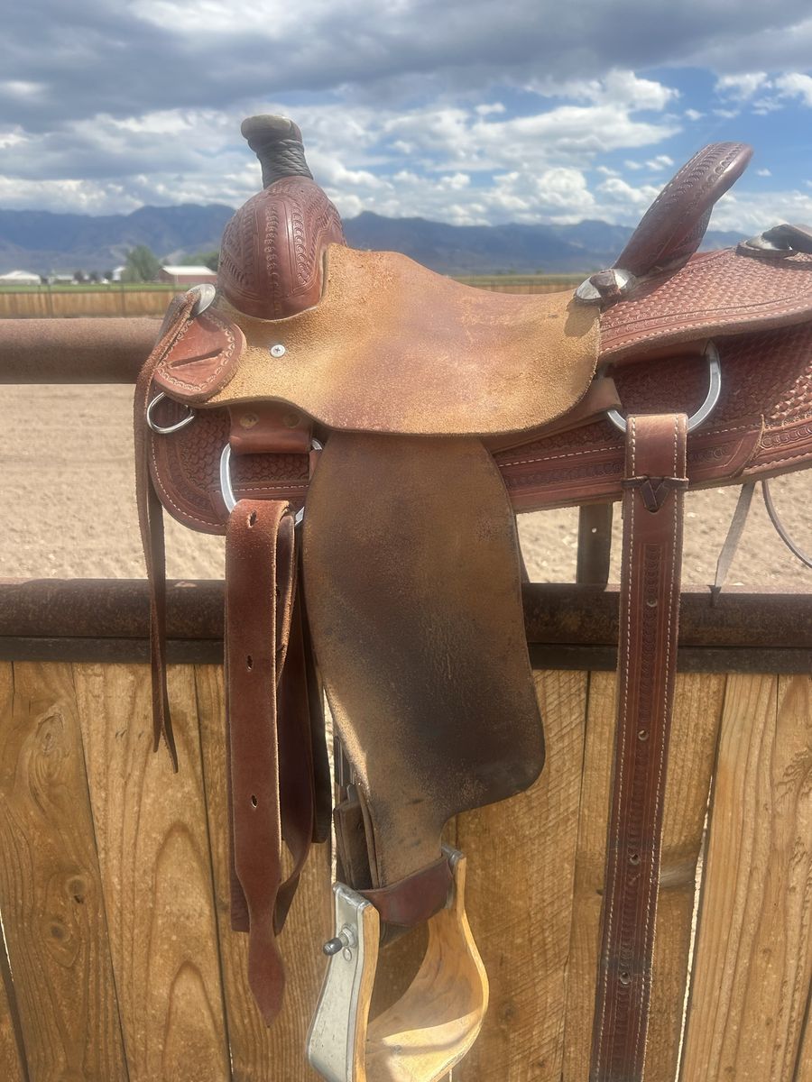 Youth Team Roping Saddle