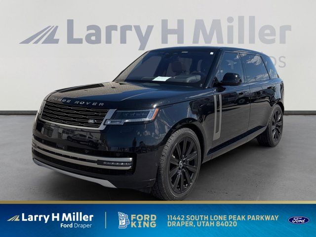 2023 Land Rover Range Rover P530 SE LWB