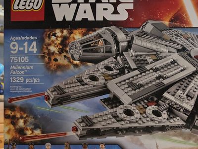 LEGO Star Wars Set 75105 -Millennium Falcon (2017)