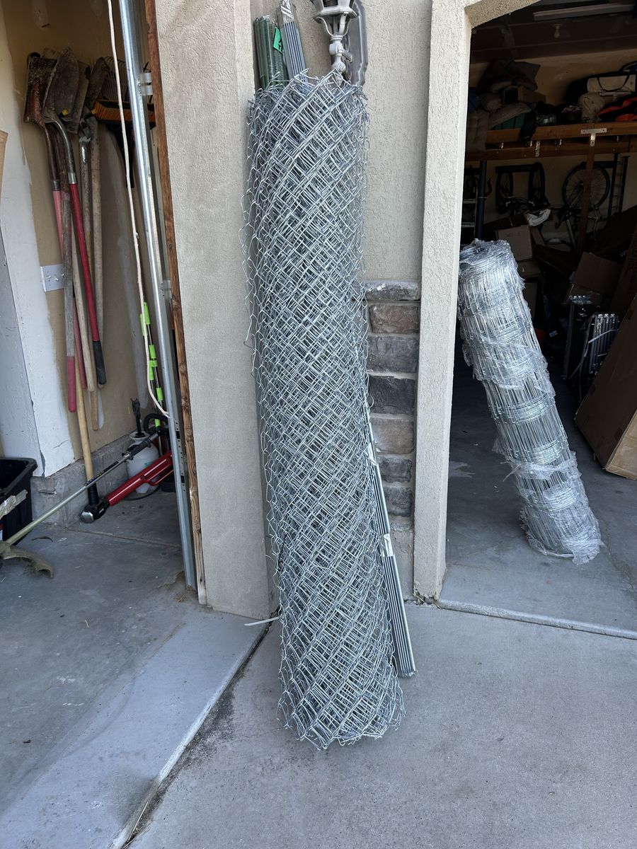 Rolls of fencing - Prices in Description