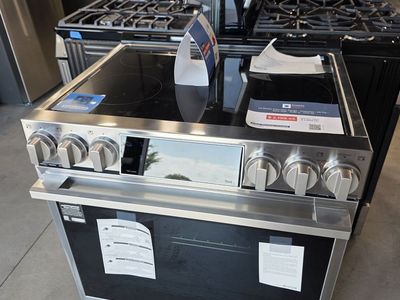 LG STUDIO 6.3 Cu Ft InstaView® Smart Induction Slide-In Range – Air Fry & Air Sous Vide
