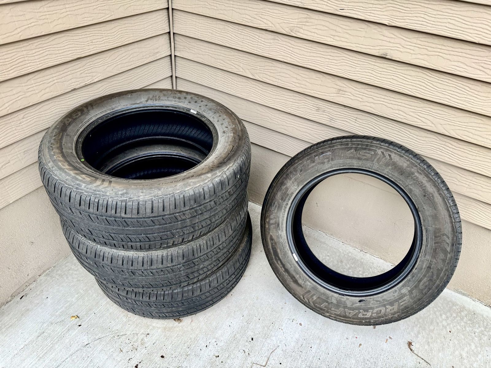 Mastercraft 225/65R17 Tires