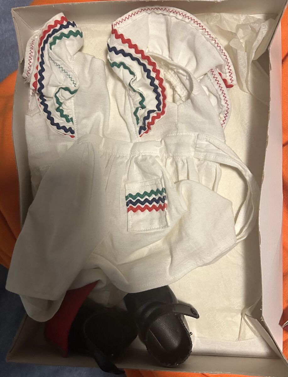 AMERICAN GIRL MOLLY Birthday Party Pinafore Dress & Socks~Pleasant Company tag