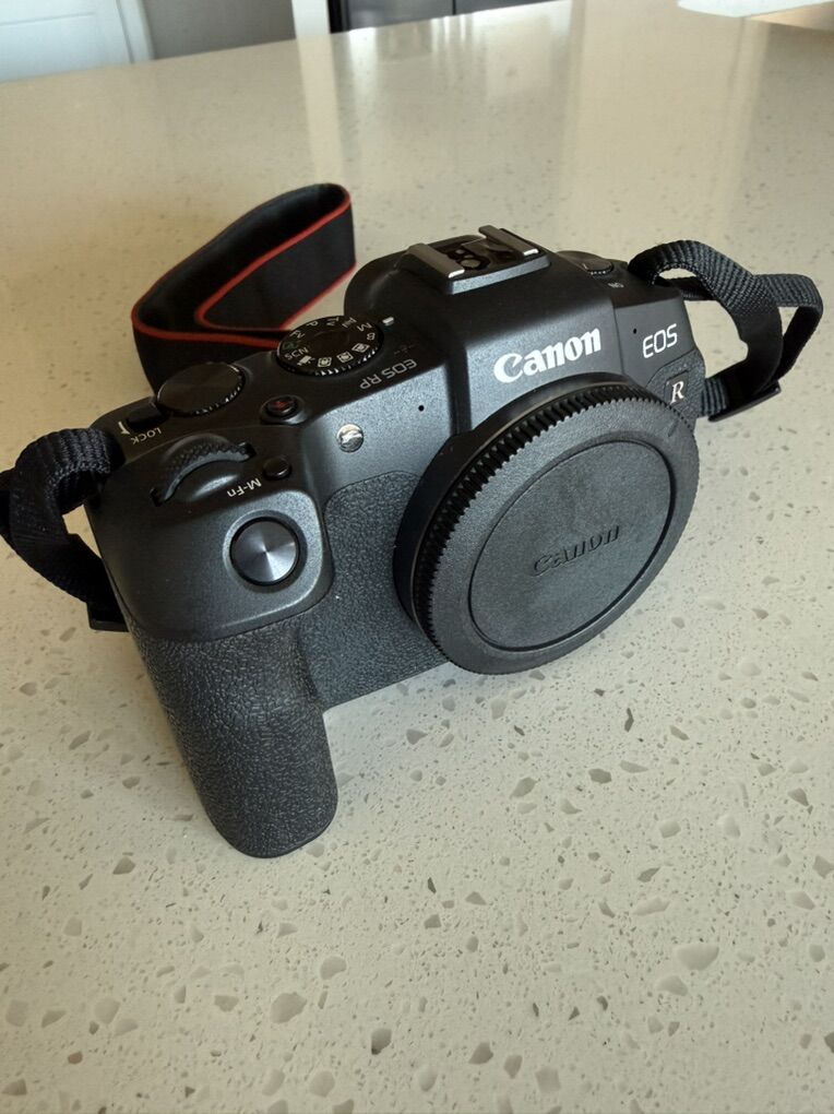 Canon EOS RP Mirrorless Full Frame Camera