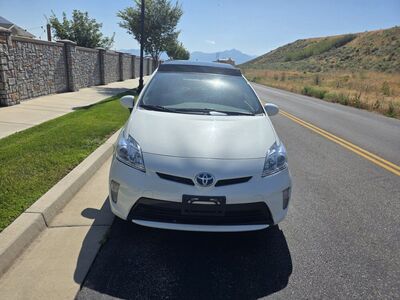 2014 TOYOTA PRIUS Three
