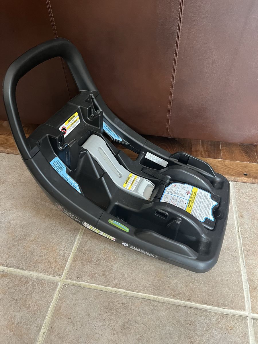 Graco snugride snug fit car seat base SR SF 35 base only exp. 2031