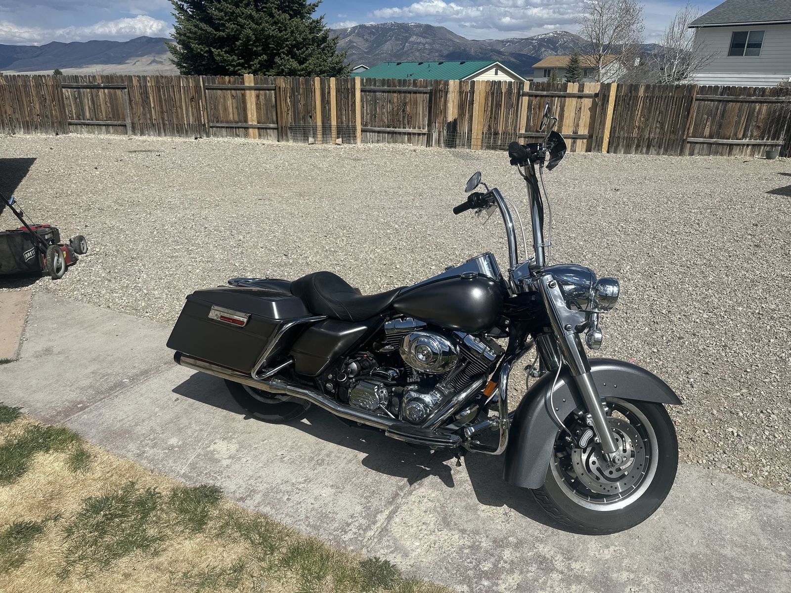 2004 Harley Road King