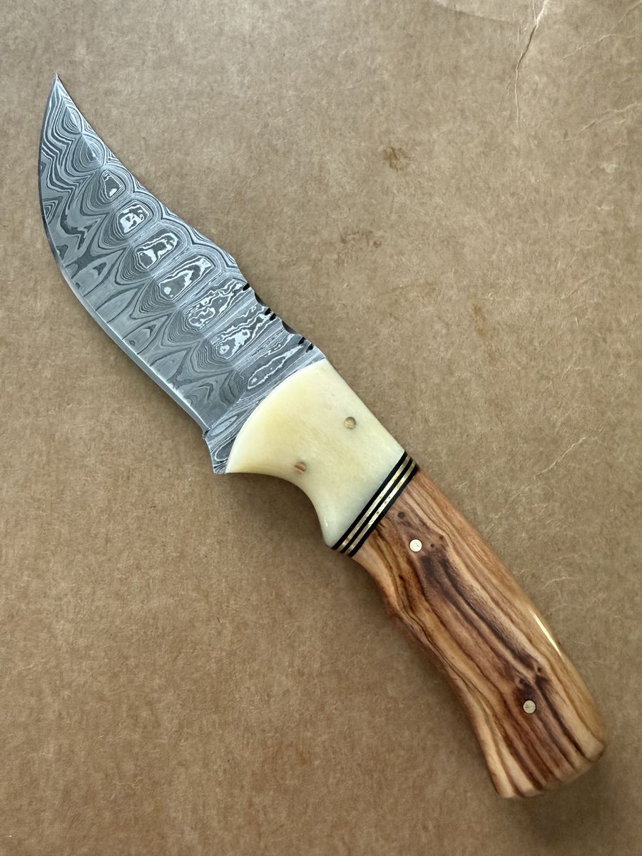 8" OLIVEWOOD BUFFALO SKINNER