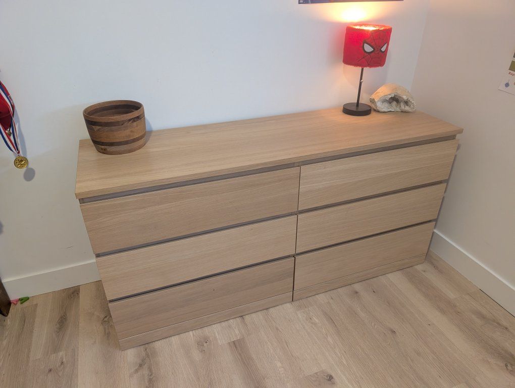 IKEA MALM 6-Drawer Dresser Oak Effect