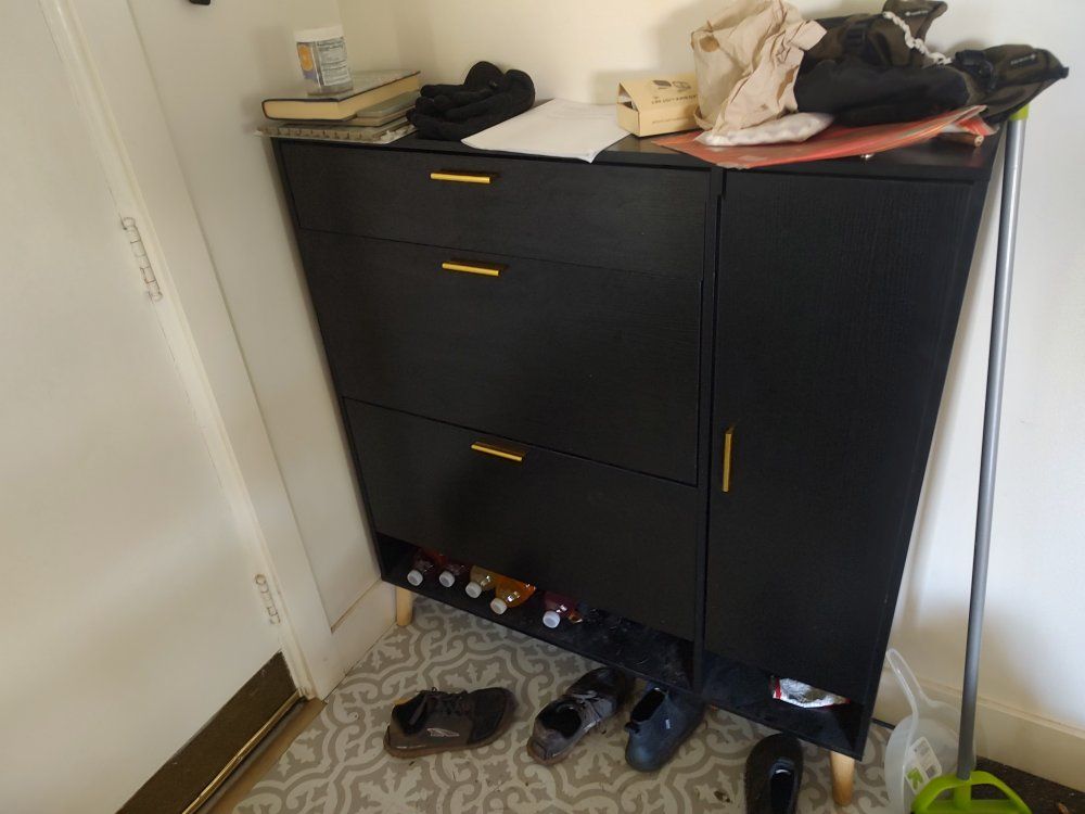 shoe cabinet