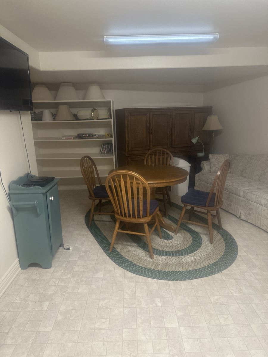 Main image 8