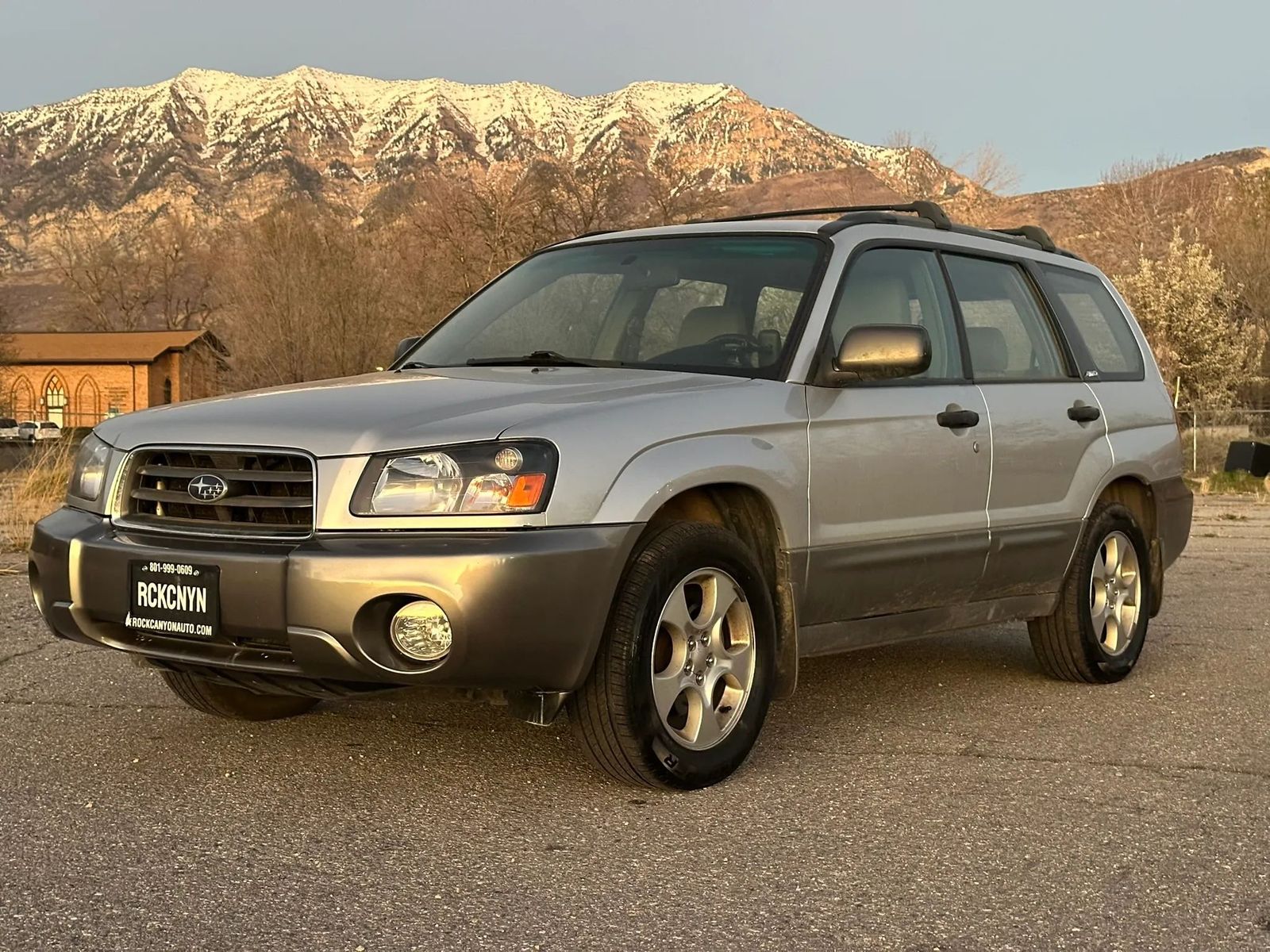 2004 SUBARU FORESTER XS