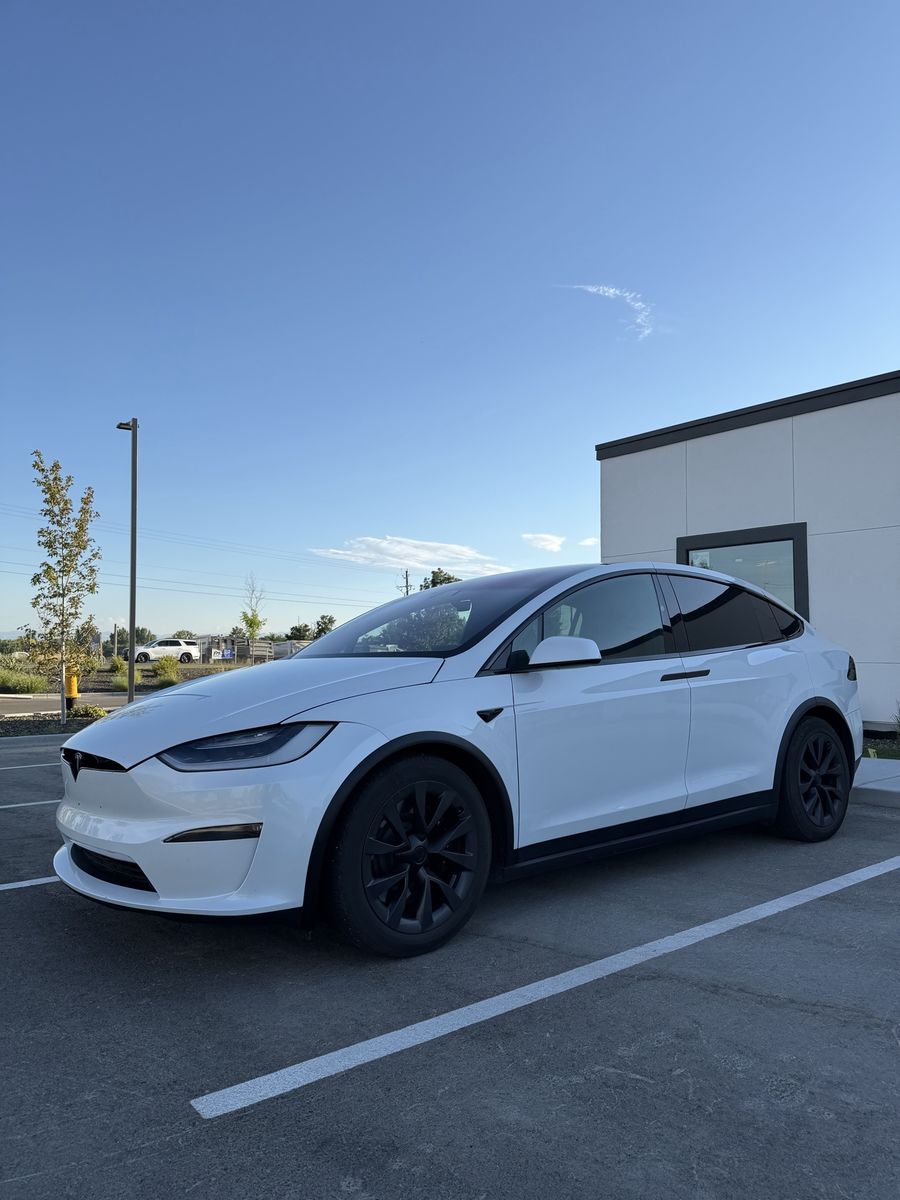 2023 Tesla Model X Standard Range