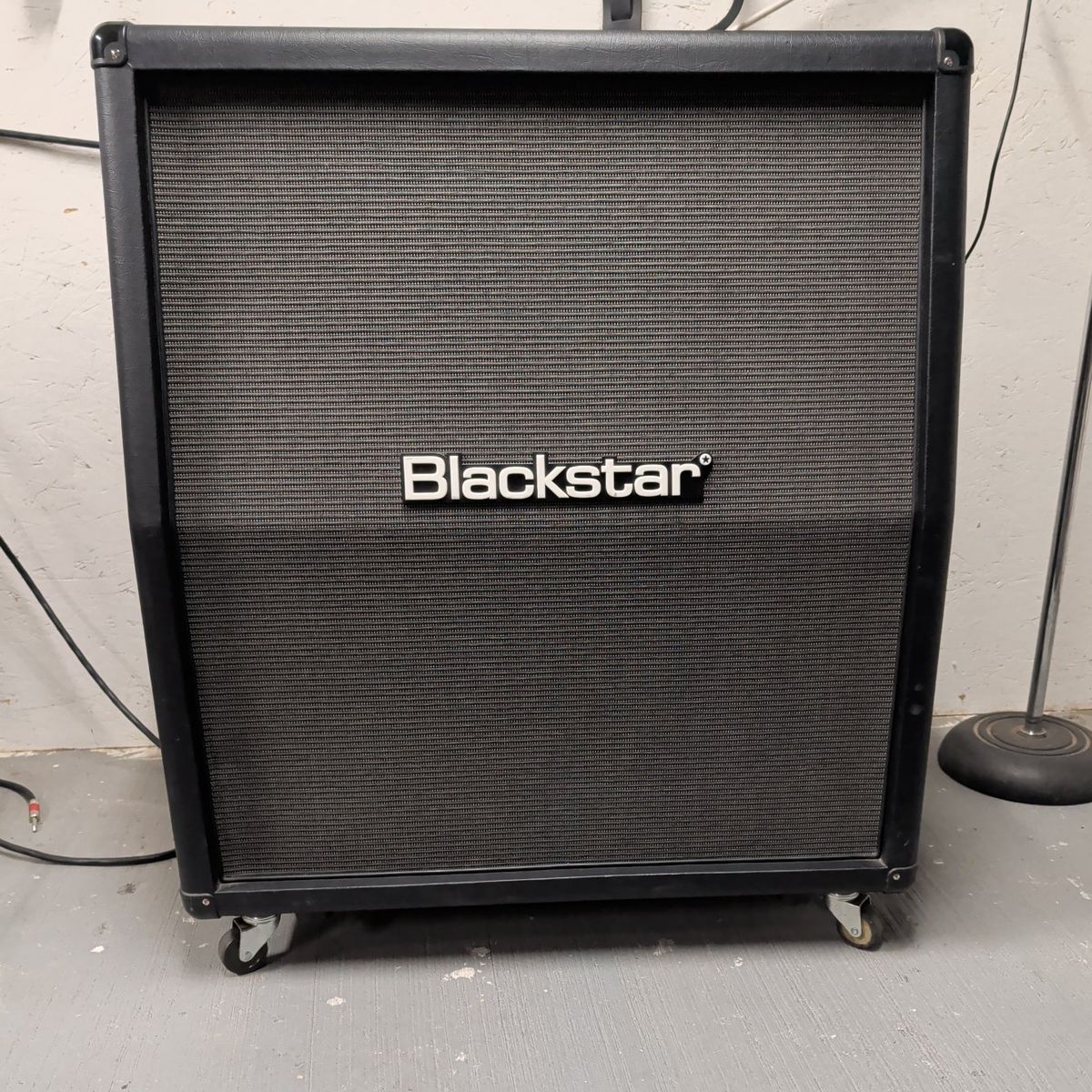 blackstar 4x12 guitar cab