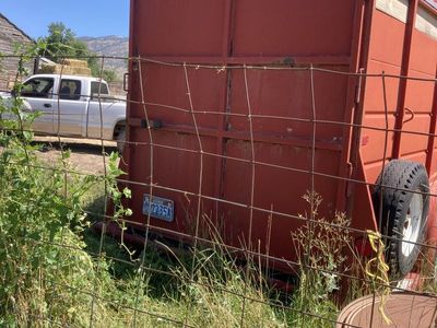 *HORSE TRAILER*