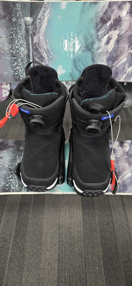 Used Burton Highshot X Step-on Snowboard Boot+Binding Womens 8