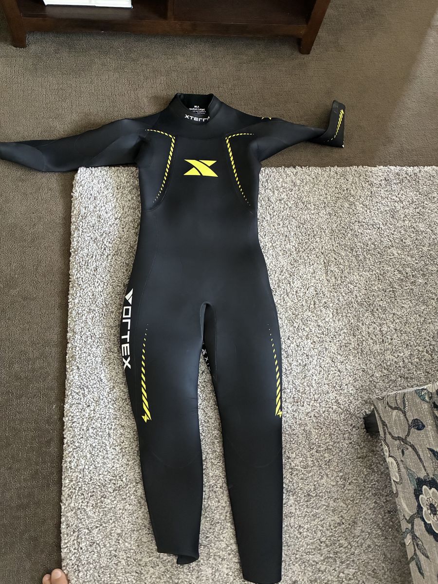 Xterra Triathlon Wetsuit Mens Medium/Large