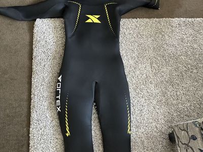 Xterra Triathlon Wetsuit Mens Medium/Large