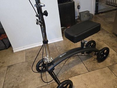 Knee Scooter