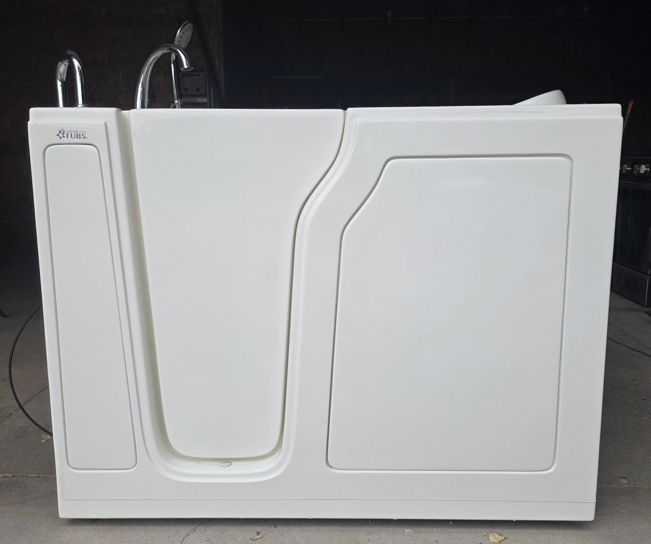 2024 Ametican Tubs Walk-In Bathtub