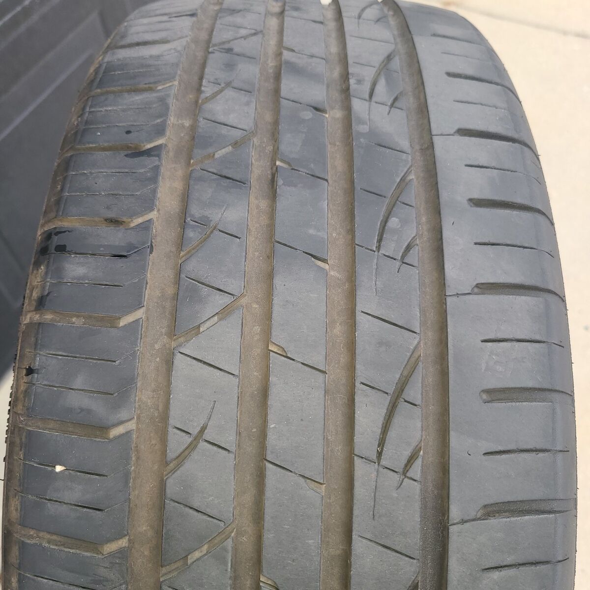 235/45ZR18 3 USED TIRES