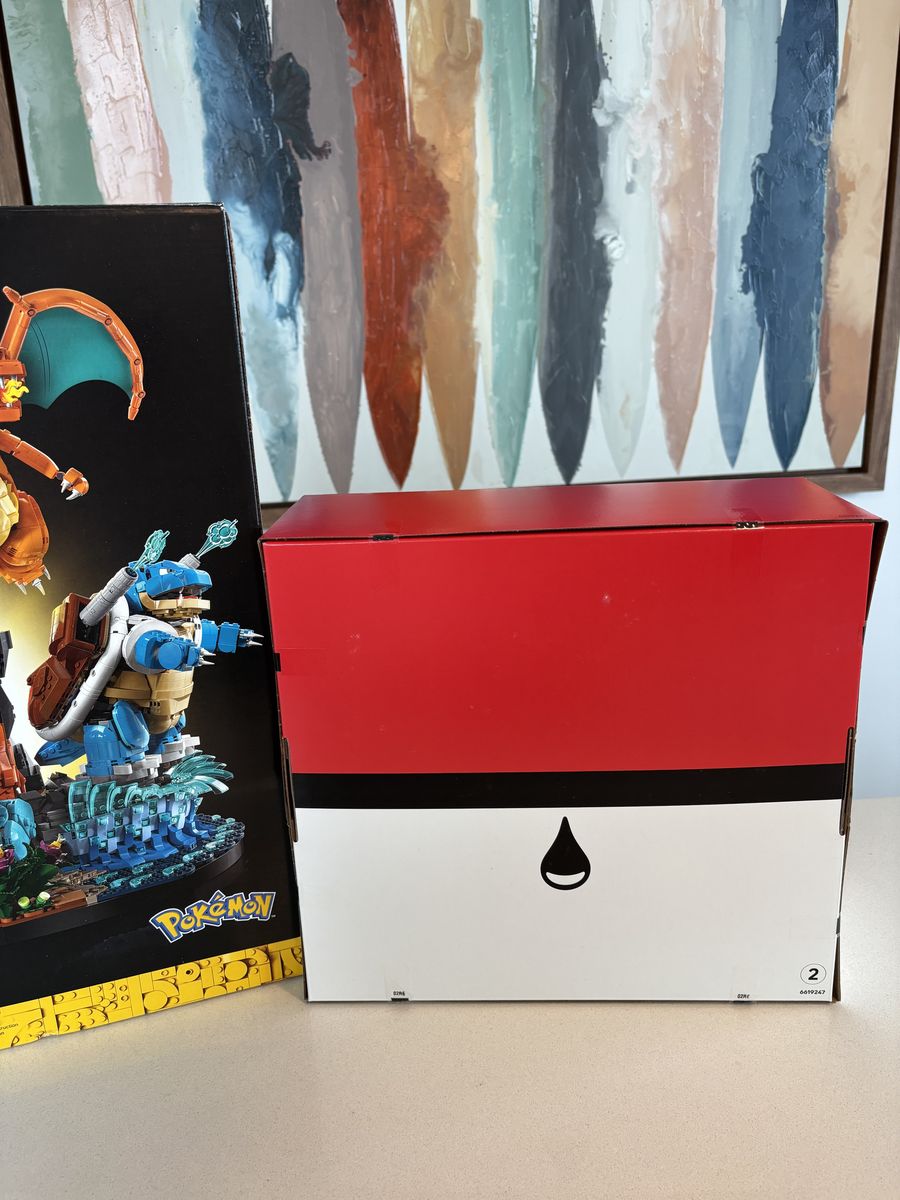 Lego Pokemon 72153 Blastoise + Stand portion only