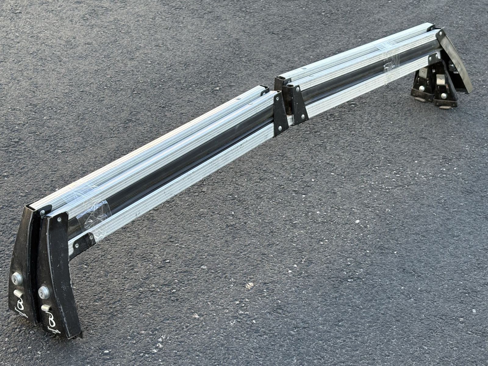 Vintage Barrecrafters ski rack great retro look for Jeep Cherokee XJ, landcruisers, Ford Broncos Chevy Blazers, roof rack