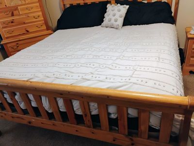 King size bed