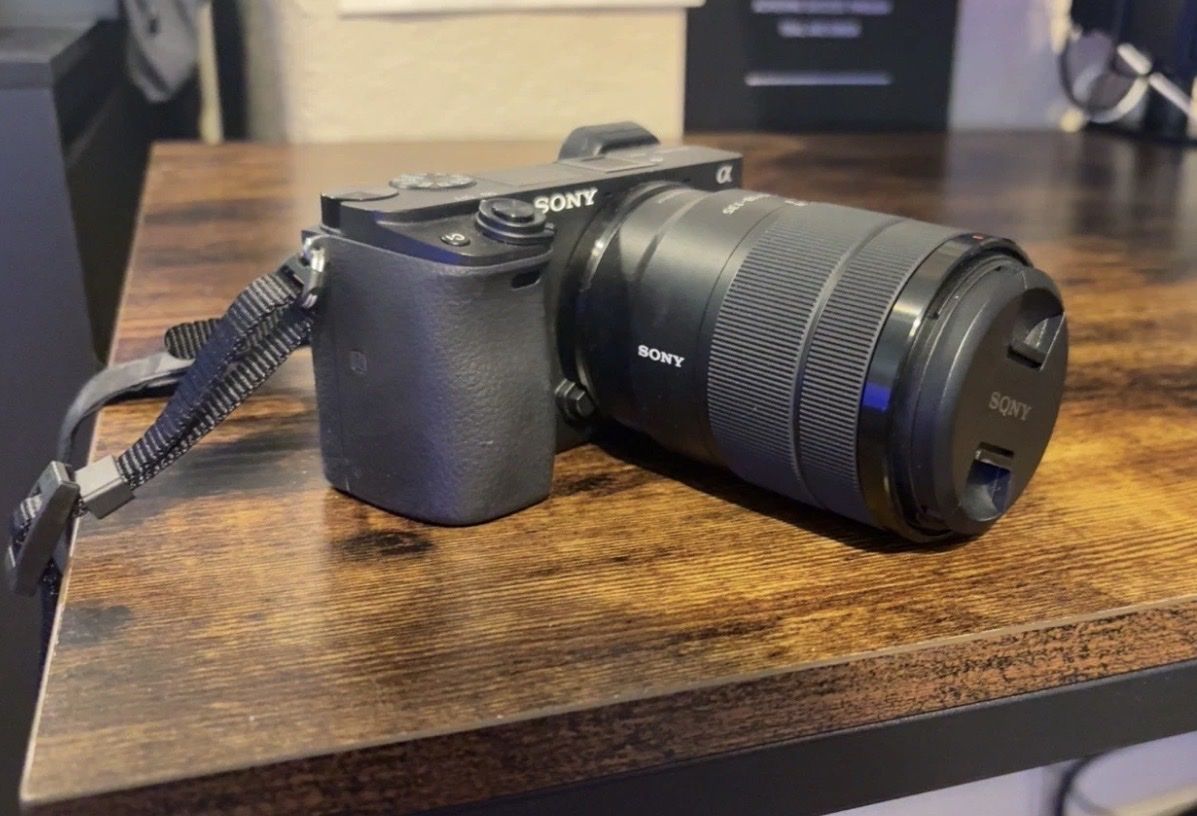Sony a6400 18-135mm lens