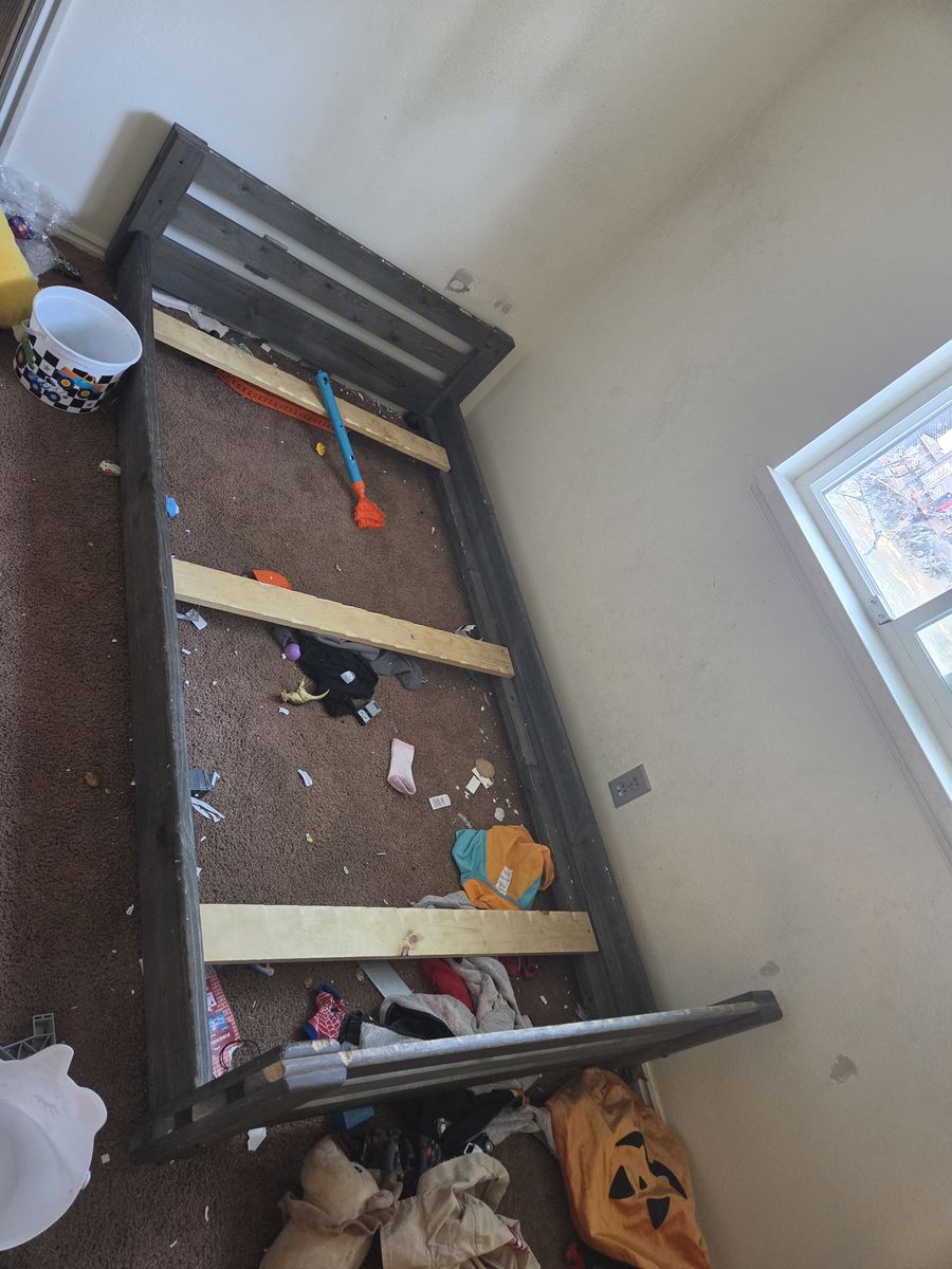 Wooden Toddler bed