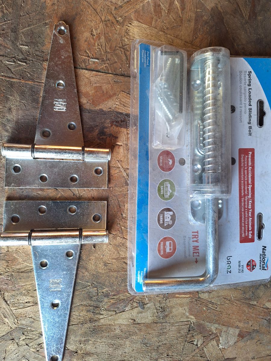 Doors hinges