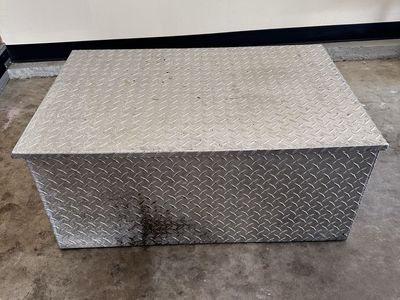 Aluminum Diamond Plate Truck Tool Box Storage Chest