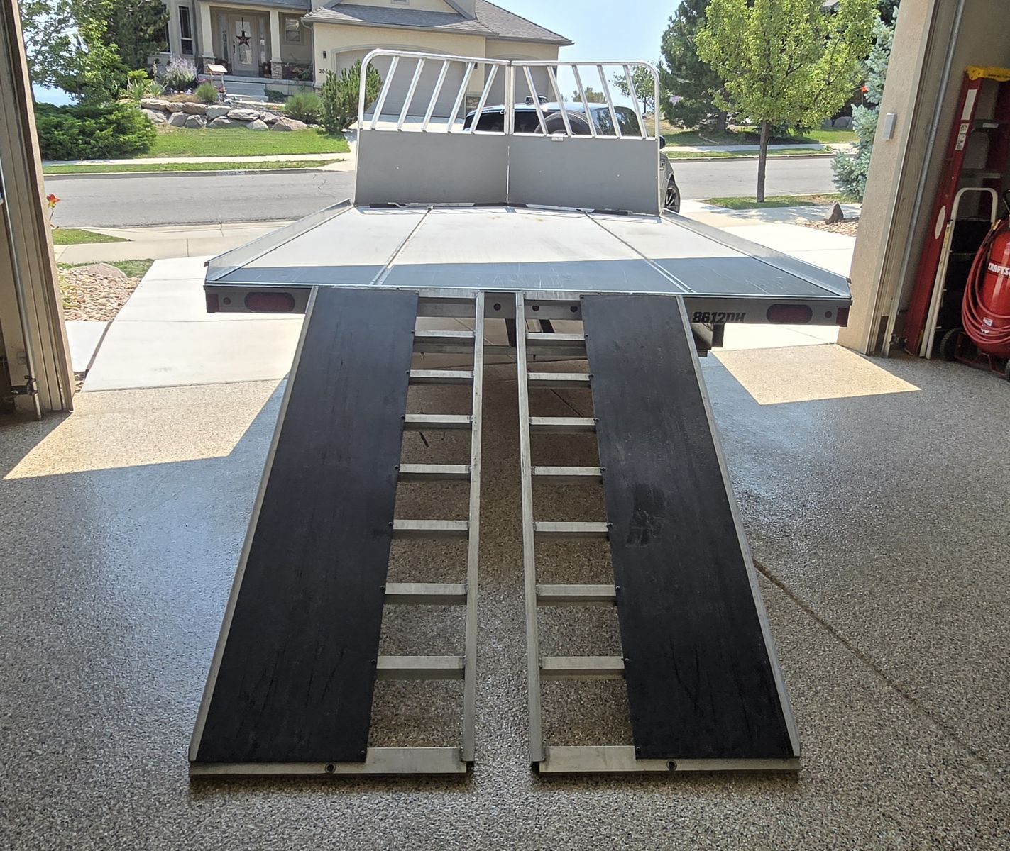 Main image 8