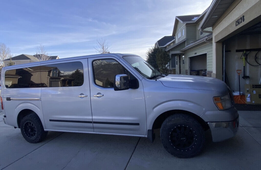 2016 Nissan NV 3500 HD SL