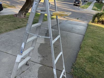 Ladder 6 ft