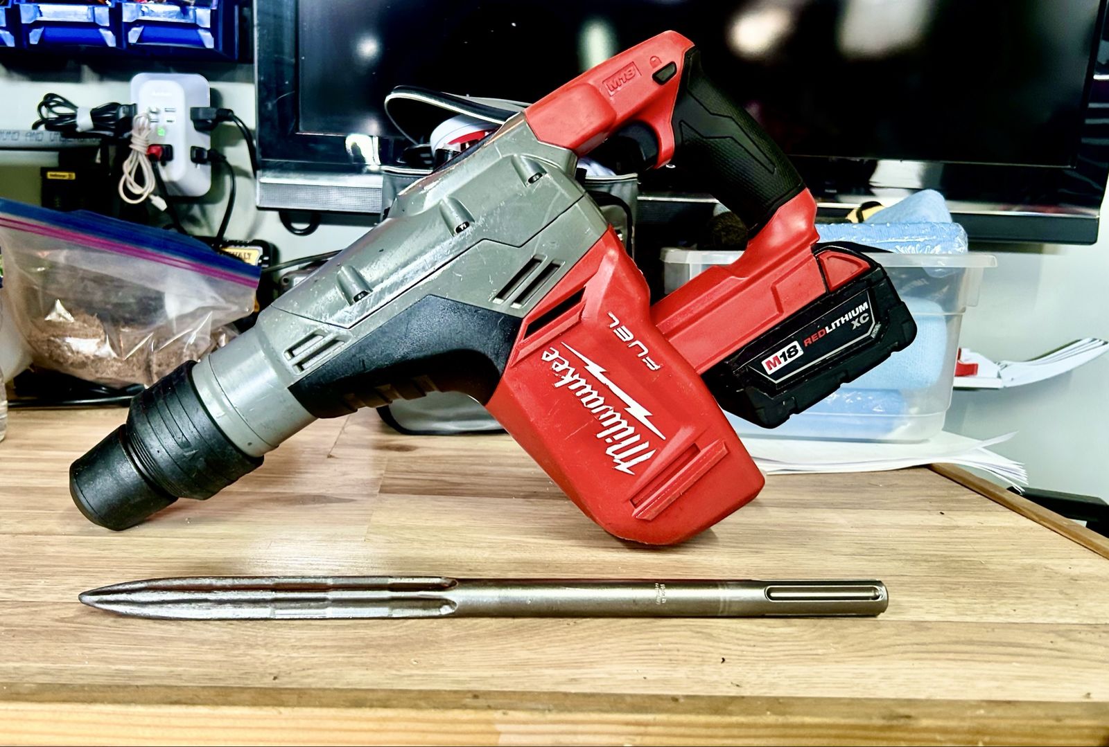 Milwaukee M18 FUEL 1-9/16” SDS-Max Rotary Hammer 2717-20