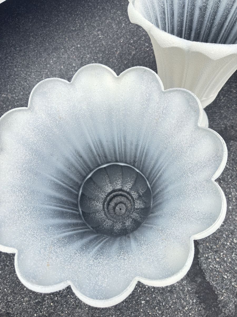 Urn planter