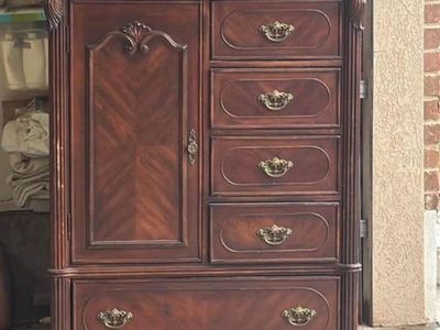 Fancier Wood Dresser