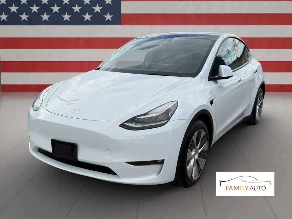 2022 Tesla Model Y Long Range
