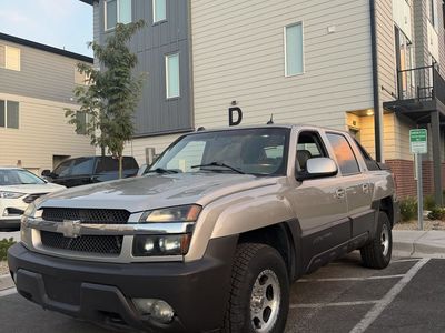 2002 Chevrolet Avalanche 1500 LT 4WD - 205k Miles, Gold, Truck with 4WD