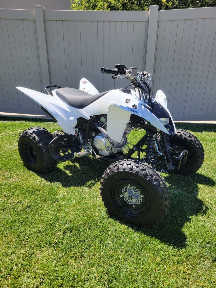 Yamaha YFM 125 Raptor White ATV Quad - Used Excellent Condition