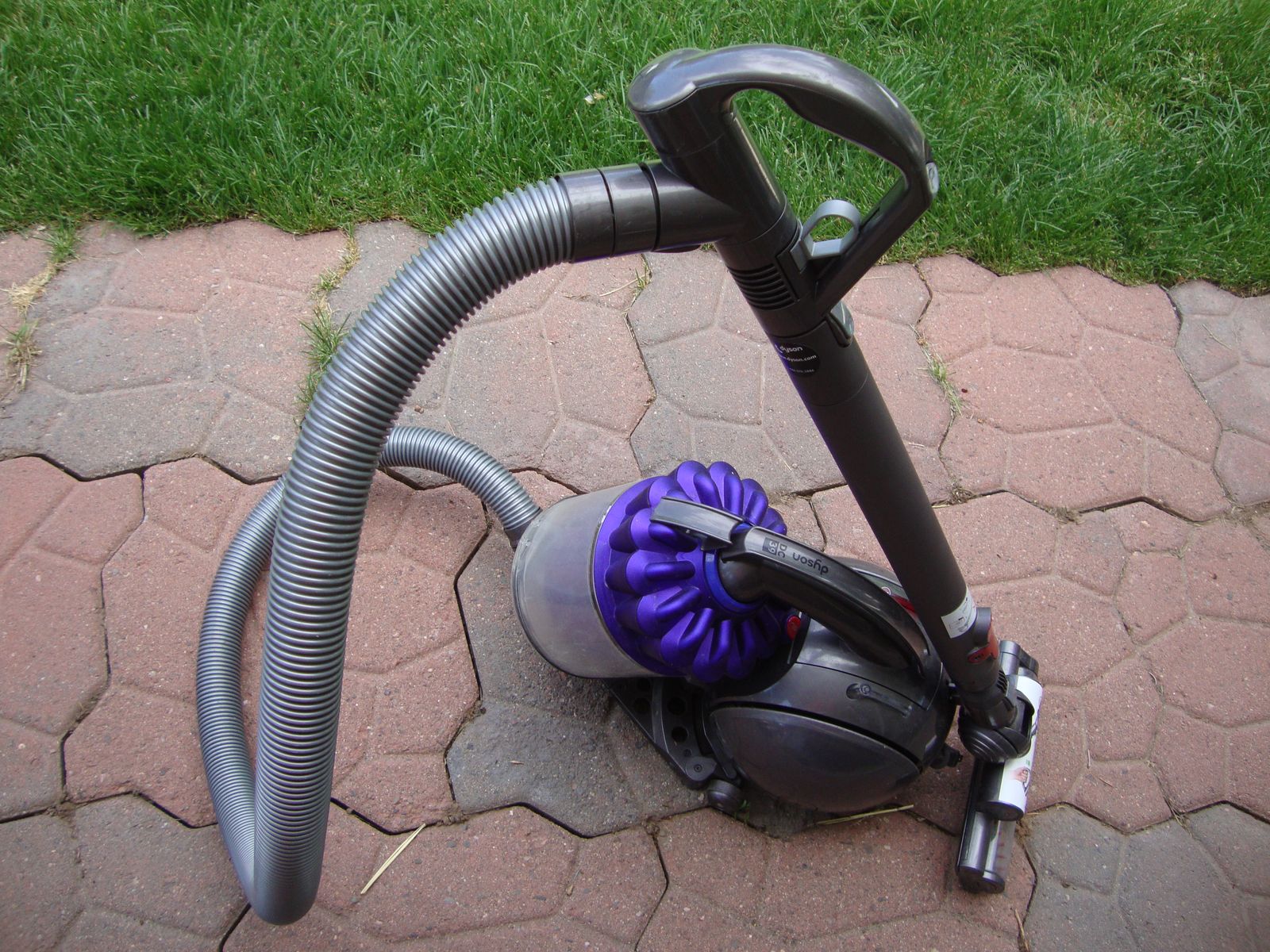 Dyson DC-39 Canister Vacuum