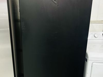 Gladiator Refrigerator 17.8 Cu Ft